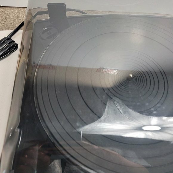 ION PROFILE LP Turntable (AC Mains Powered) Transfer Vinyl To MP3 Via PC Or Mac - Picture 11 of 12